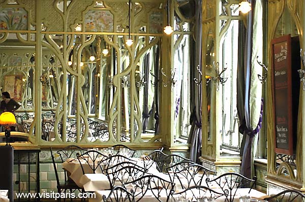 Paris restaurant mirrors...