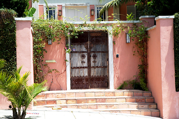 Hollywood Door: Franklin and North Sierra Bonita