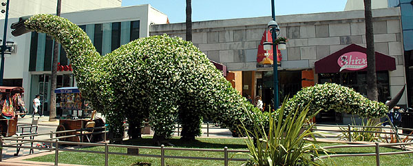 Topiary Dinosaur of Santa Monica