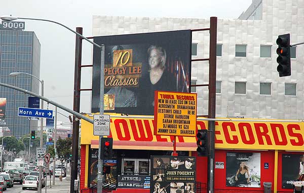 Sunset Strip - Thursday, October 27, 2005