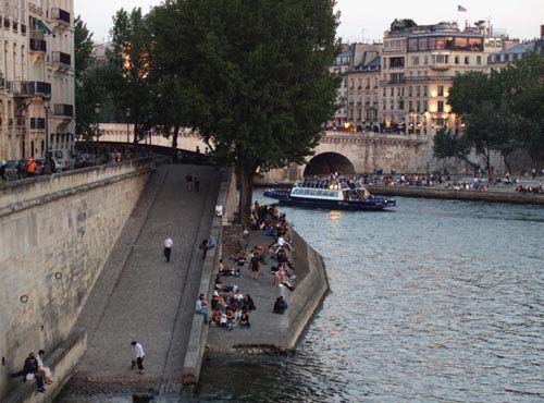 Friday night in Paris, 16 June 2006 -