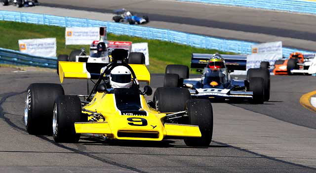 Formula 5000 through the esses...